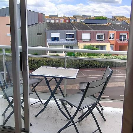 Appartement Au Pied De La Plage - Balcon - Parking Courseulles-sur-Mer Eksteriør bilde