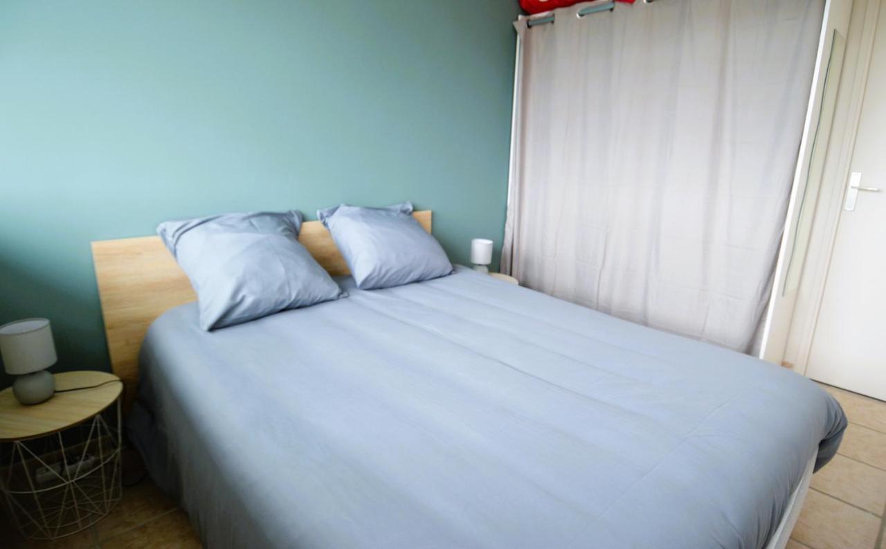 Appartement Au Pied De La Plage - Balcon - Parking Courseulles-sur-Mer Eksteriør bilde