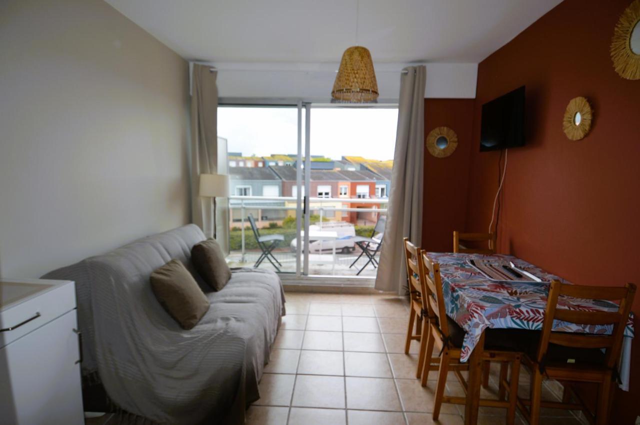 Appartement Au Pied De La Plage - Balcon - Parking Courseulles-sur-Mer Eksteriør bilde