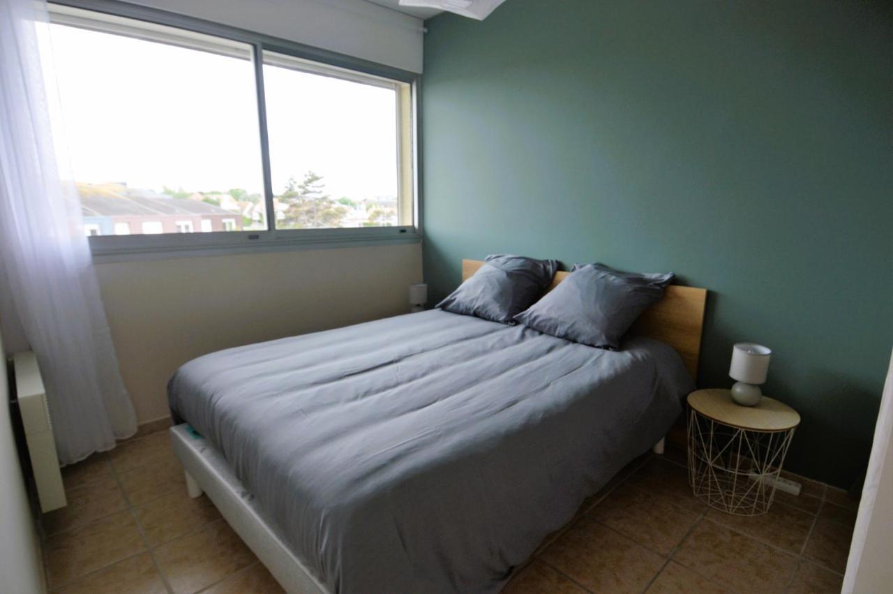 Appartement Au Pied De La Plage - Balcon - Parking Courseulles-sur-Mer Eksteriør bilde